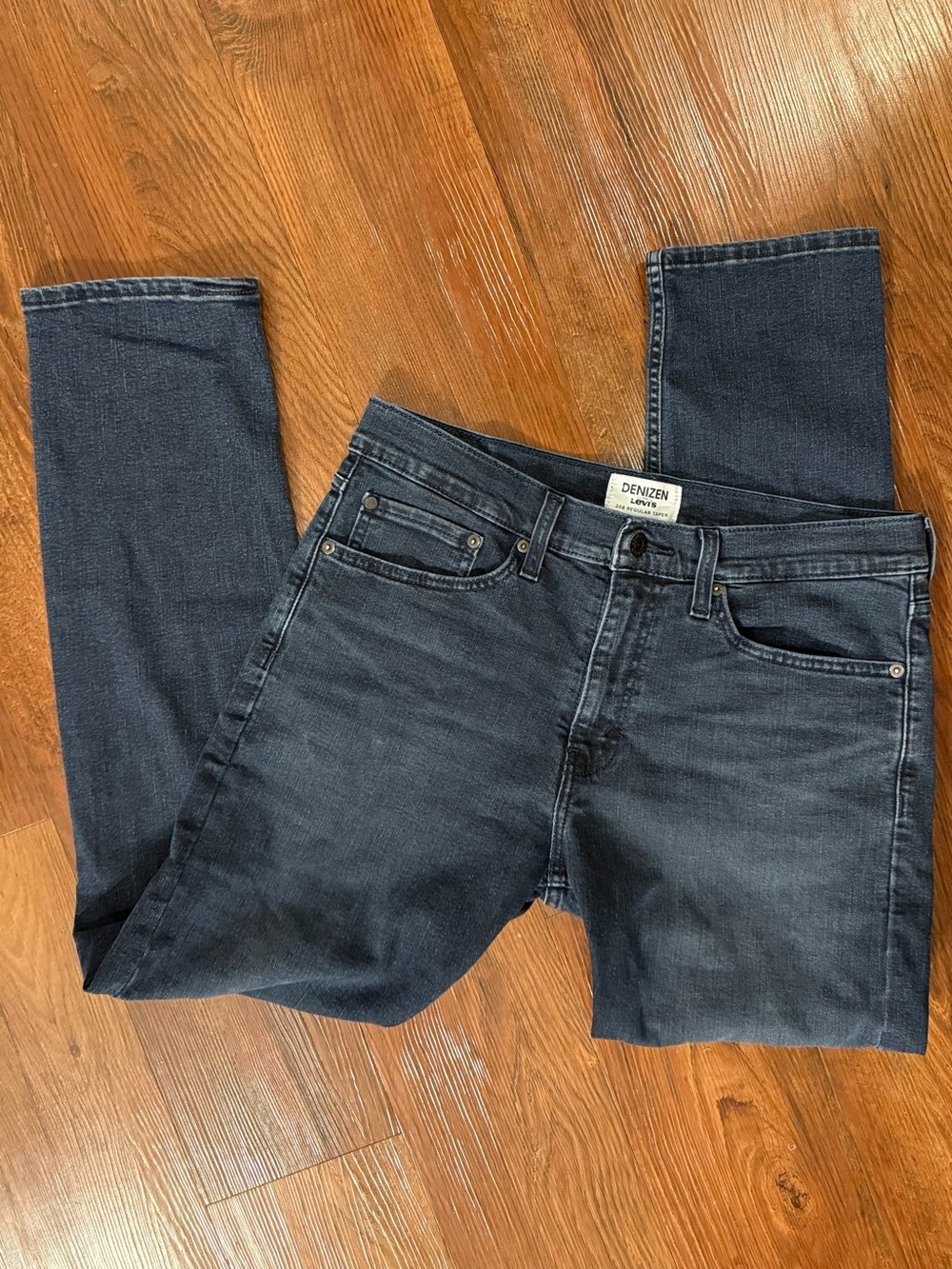 Denizen from Levi's 208 Regular Taper Jeans - Size 32x29 Dark Indigo Blue Wash